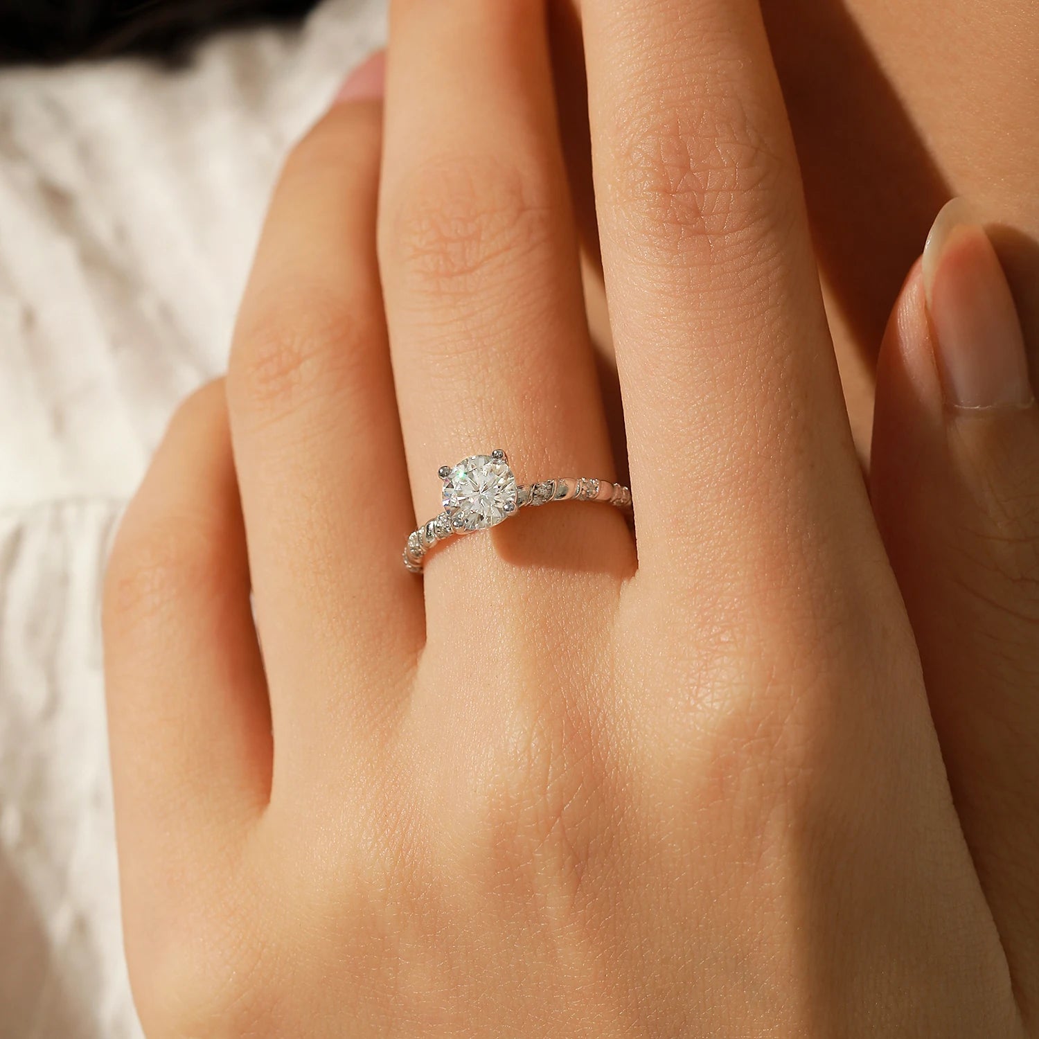 Solitaire Twist Moissanite Engagement RIng - Cleora